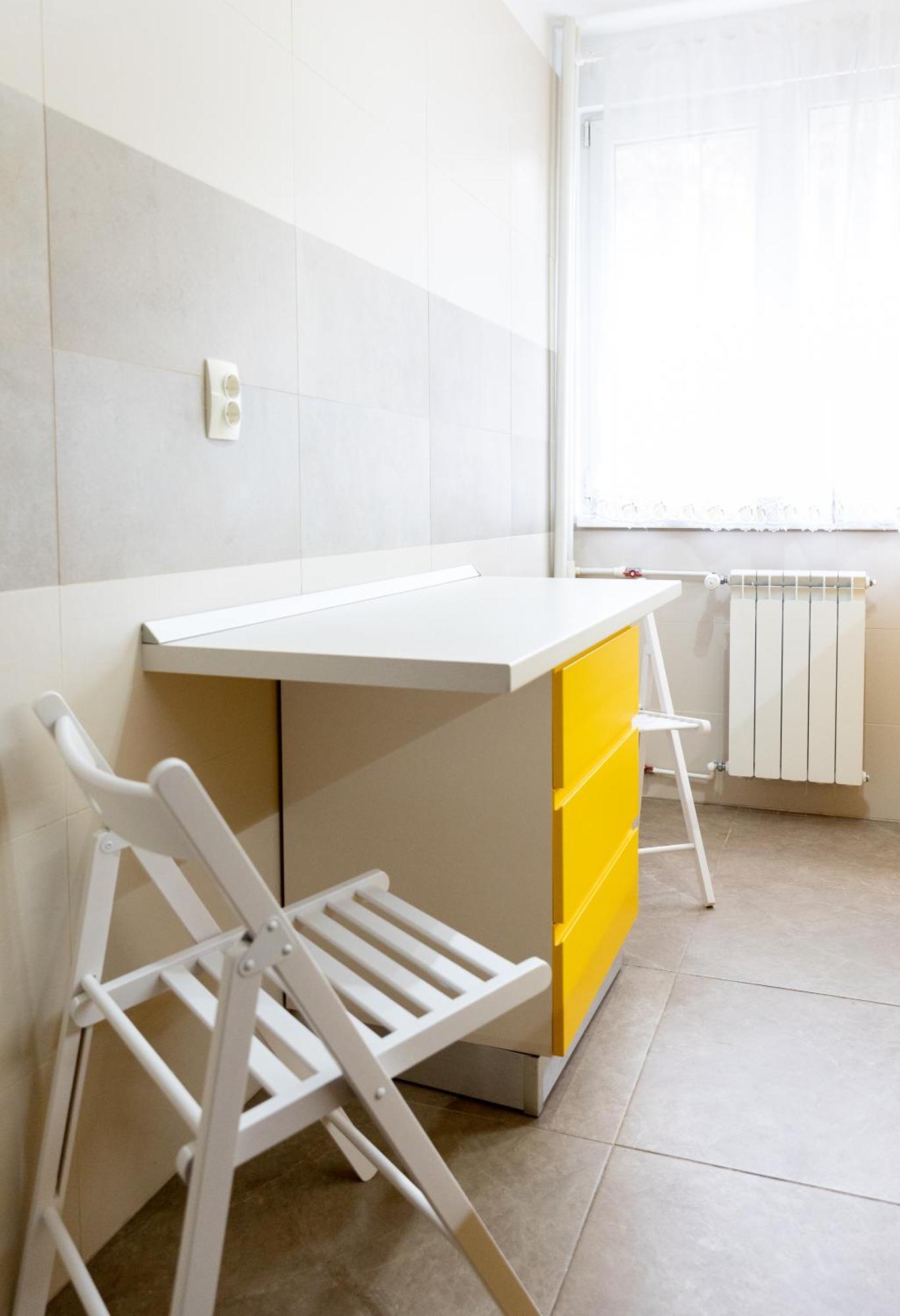 Old Town Central Oasis - Secured Parking Nearby - Self Check In - Metro Station At 1Min Bukarest Exteriör bild
